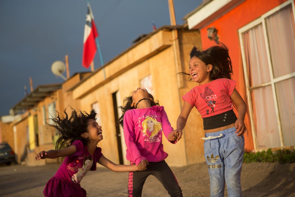 Niñas del campamento Moisés